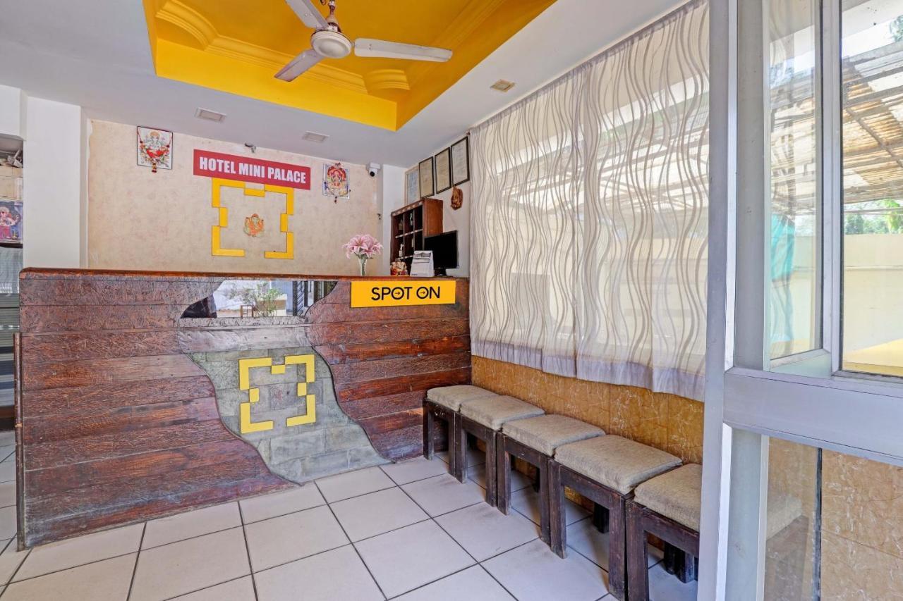 Oyo Flagship 80463 Hotel Mini Palace 바도다라 외부 사진